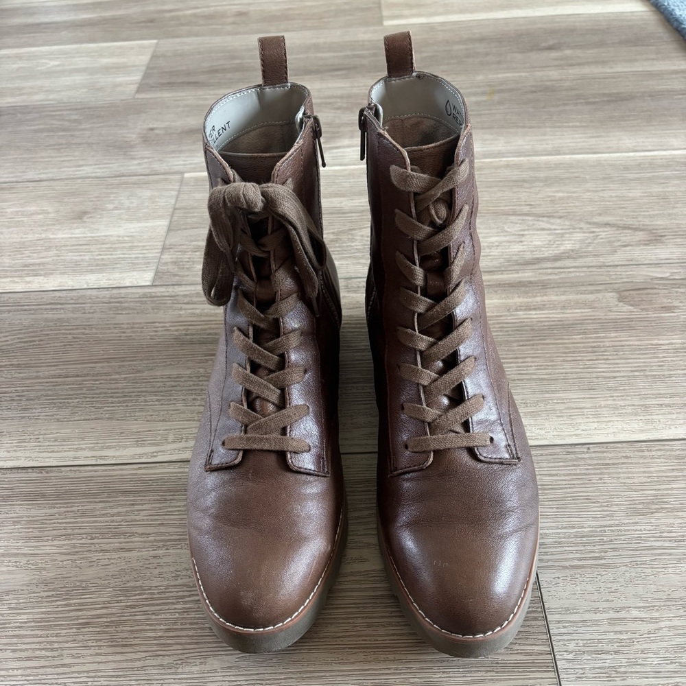 Vionic Lani Brown Leather Lace-up Boots size 10